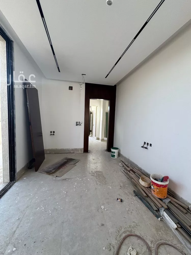 Floor for Sale in Riyadh Al Arid صورة 3