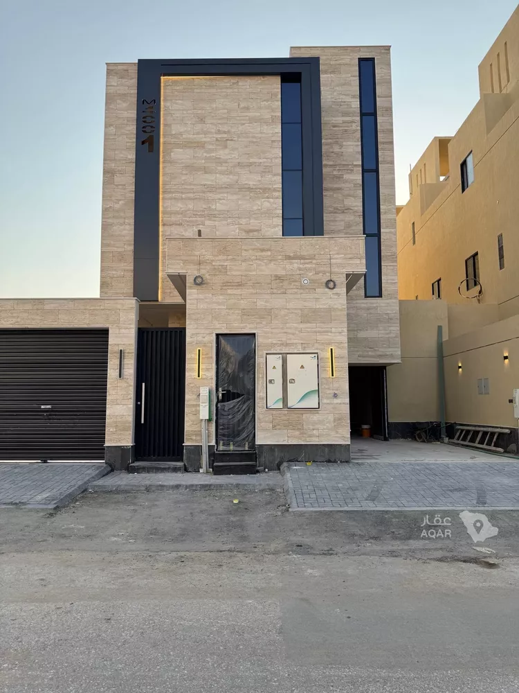 Floor for Sale in Riyadh Al Arid