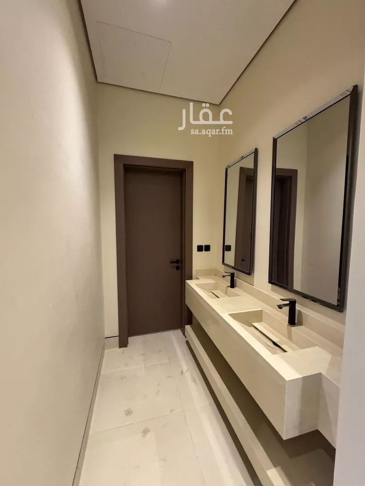 فيلا للبيع في شارع أبي الحسين الرضي, حي العارض, مدينة الرياض, منطقة الرياض صورة 4