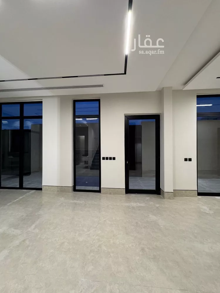 فيلا للبيع في شارع عمر بن سعيد الأموي, حي النرجس, مدينة الرياض, منطقة الرياض 11