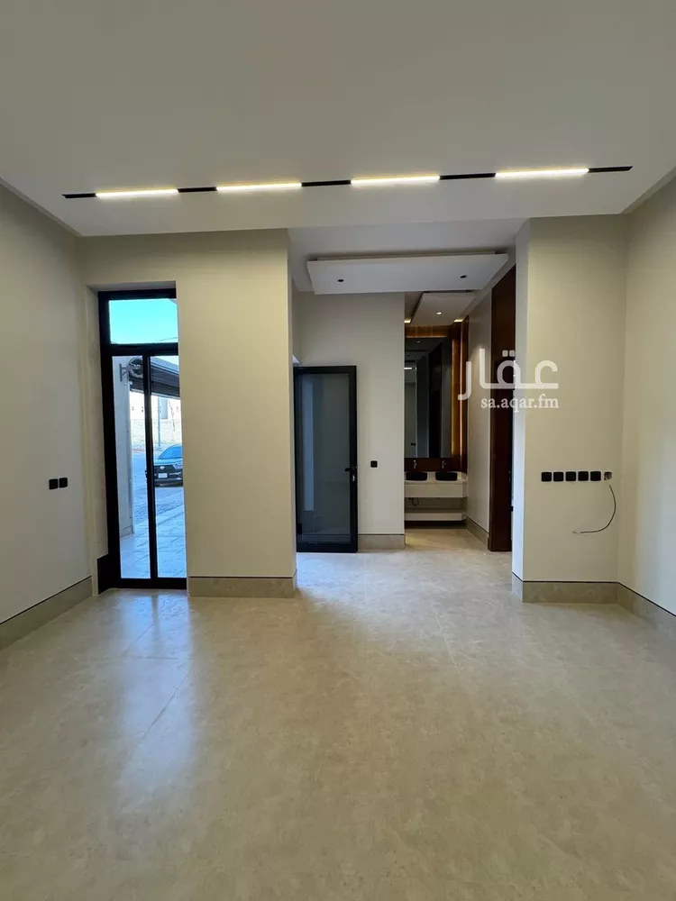 Villa for Sale in Riyadh Al Arid 12