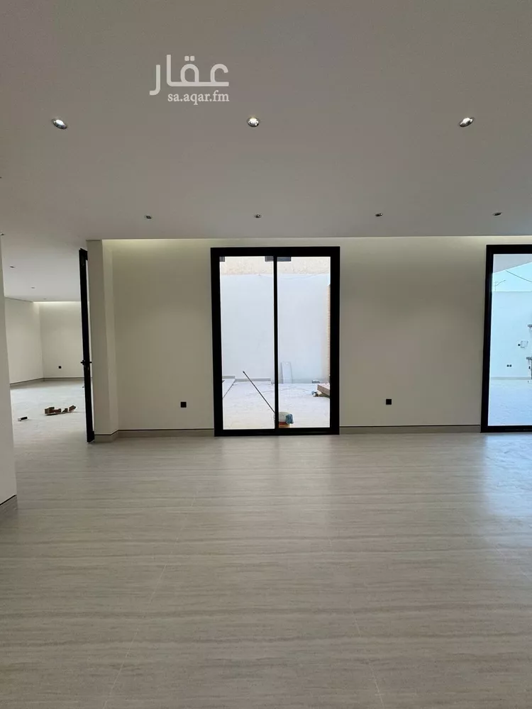 Villa for Sale in Riyadh Al Arid 11