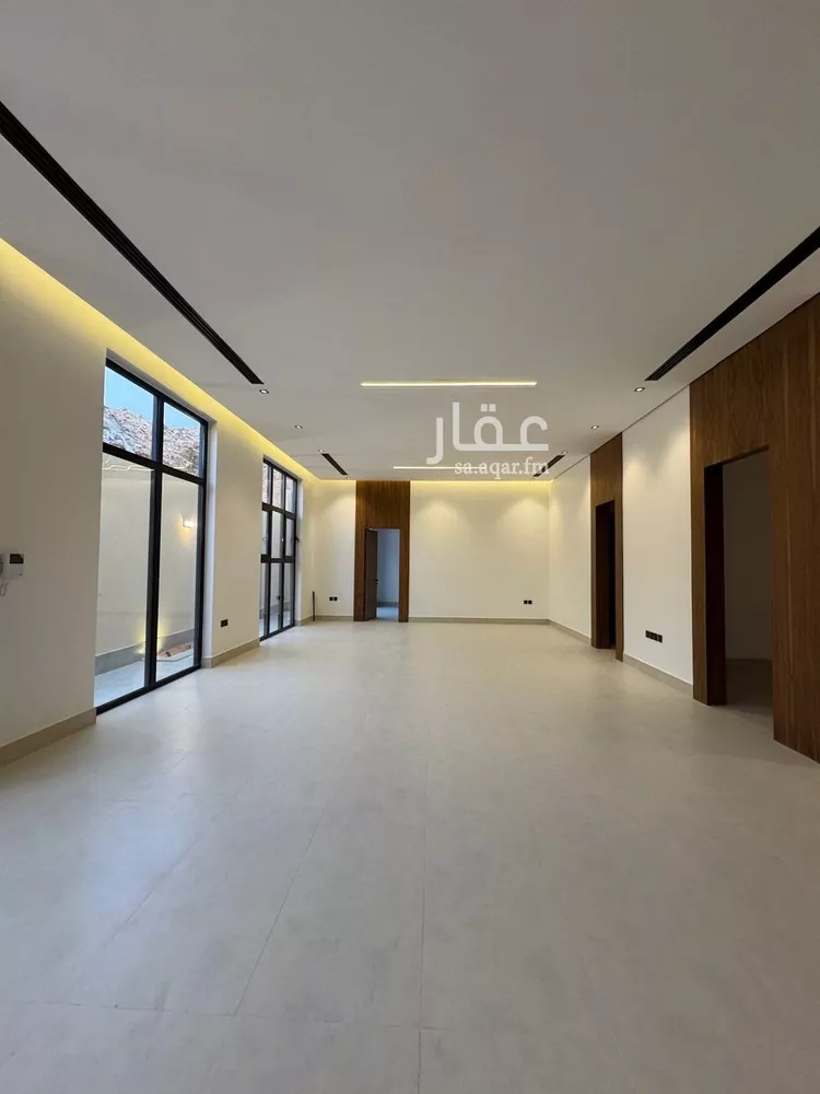 فيلا للبيع في شارع عبدالمعطي باكثير, حي العارض, مدينة الرياض, منطقة الرياض