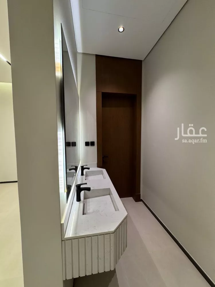 دور للبيع في شارع مليح بن طريف, حي العارض, مدينة الرياض, منطقة الرياض صورة 5