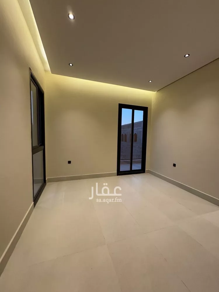 Villa for Sale in Riyadh Al Arid 10