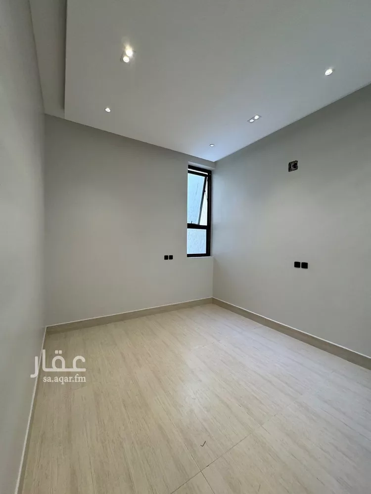 Villa for Sale in Riyadh Al Arid 15