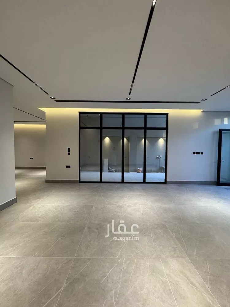 فيلا للبيع في شارع زيد بن عاصم بن عمرو بن عوف, حي النرجس, مدينة الرياض, منطقة الرياض صورة 3