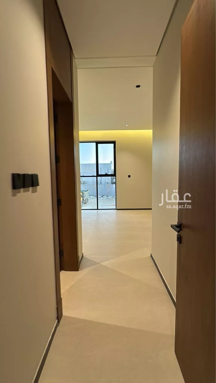 فيلا للبيع في شارع محمد بن فقيه, حي العارض, مدينة الرياض, منطقة الرياض صورة 2