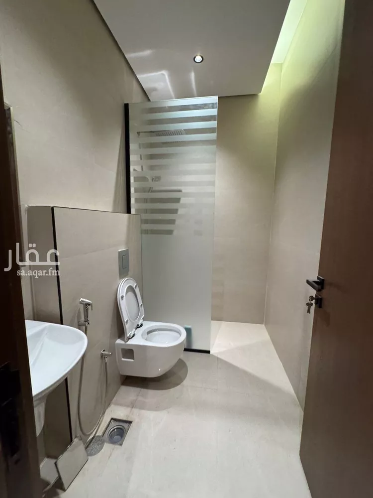دور للبيع في شارع مليح بن طريف, حي العارض, مدينة الرياض, منطقة الرياض صورة 2