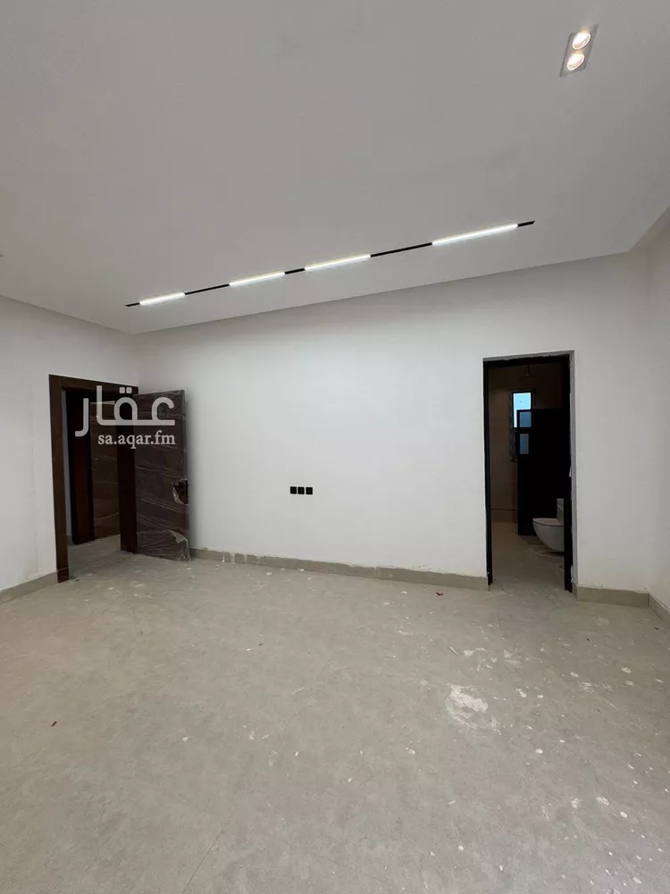 Villa for Sale in Riyadh Al Arid 15
