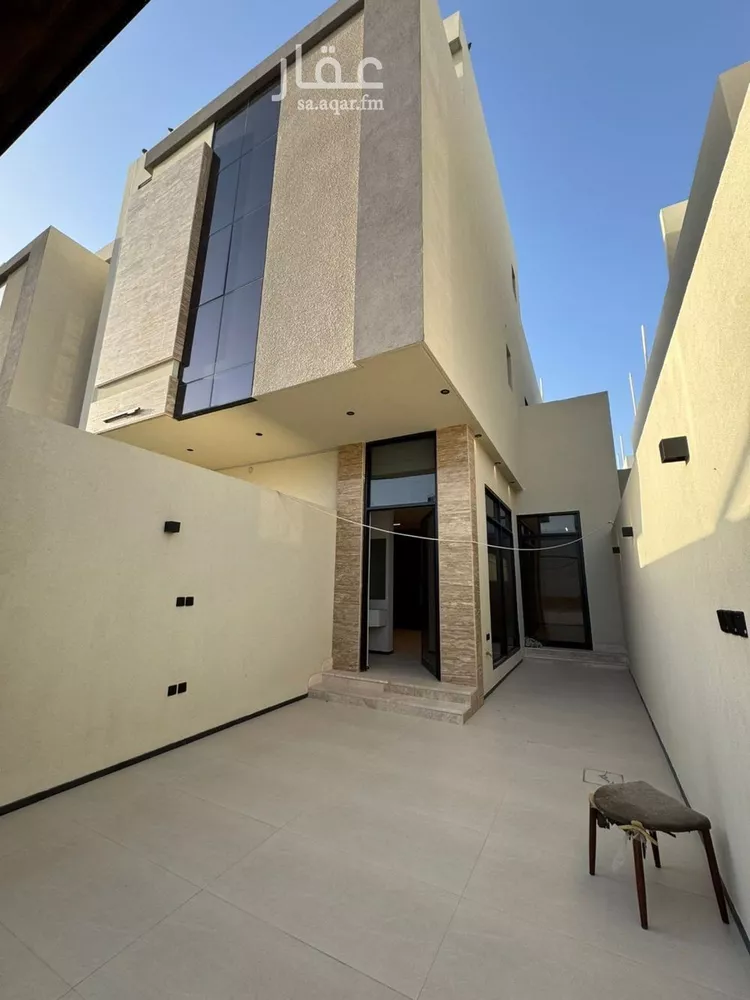 Floor for Sale in Riyadh Al Arid صورة 3