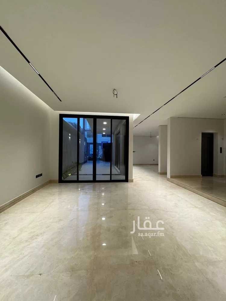 فيلا للبيع في شارع أبي الحسين الرضي, حي العارض, مدينة الرياض, منطقة الرياض صورة 4