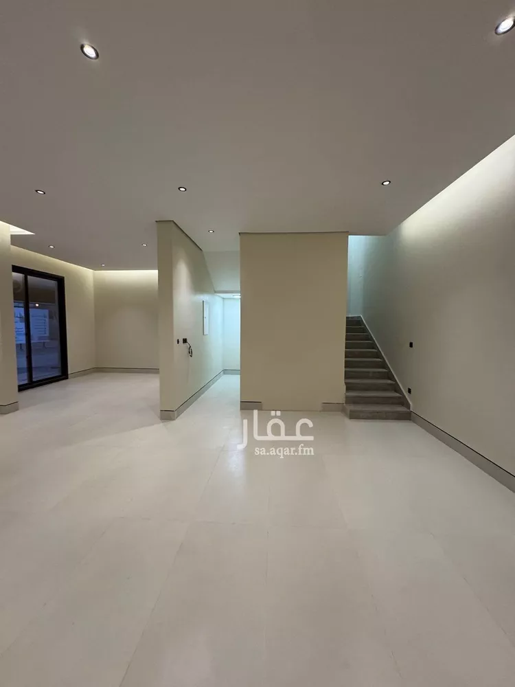 فيلا للبيع في شارع أبي الحسين الرضي, حي العارض, مدينة الرياض, منطقة الرياض صورة 5