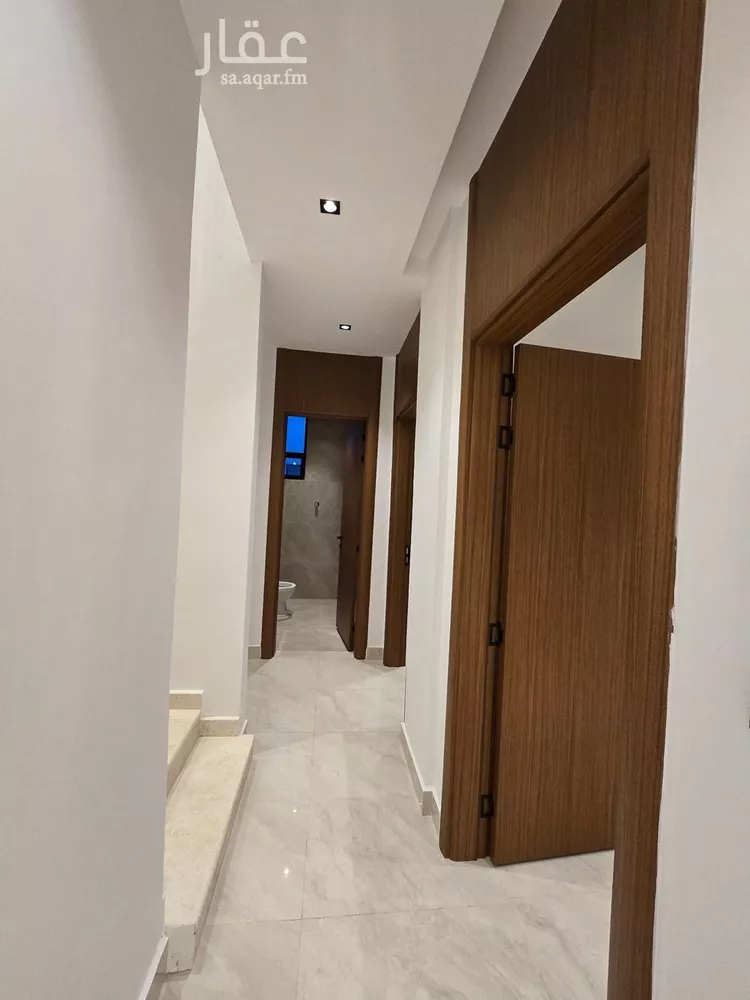 فيلا للبيع في شارع زهير بن حرب, حي النرجس, مدينة الرياض, منطقة الرياض صورة 4