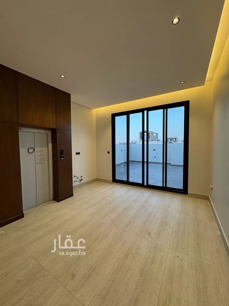 Villa for Sale in Riyadh Al Arid 10
