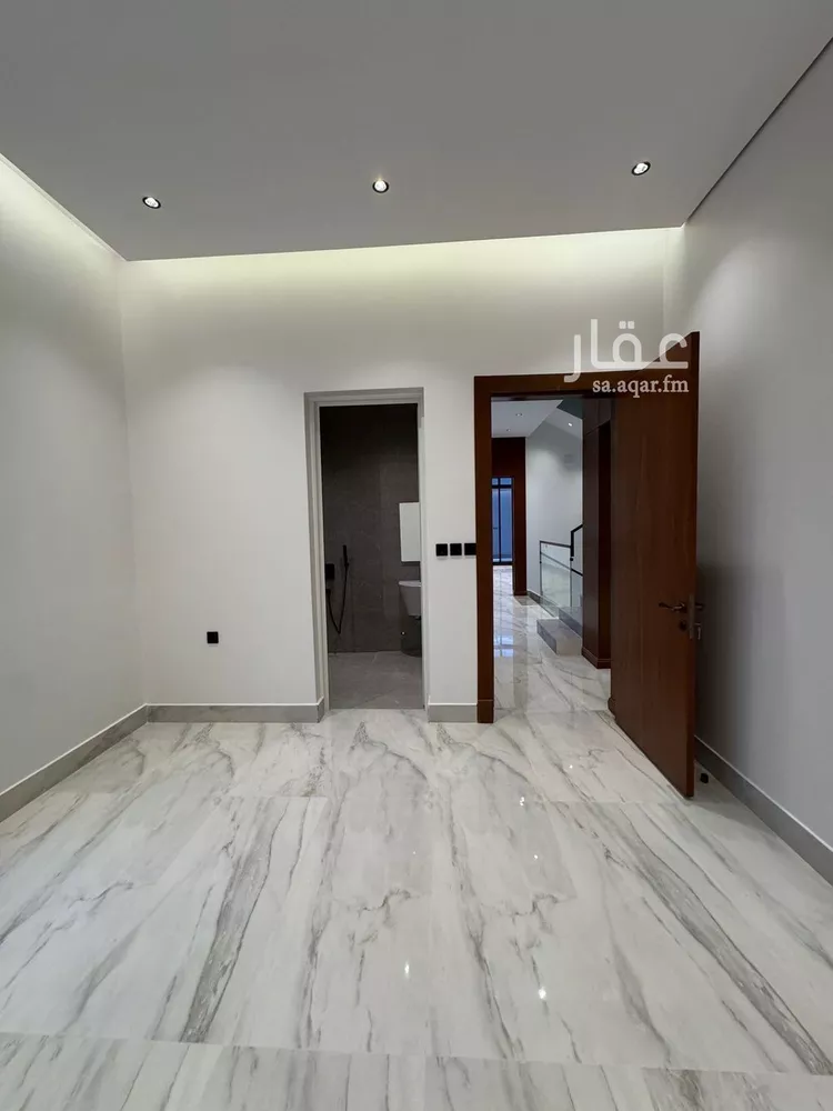 فيلا للبيع في شارع الشيخ عبدالرزاق عفيفي, حي النرجس, مدينة الرياض, منطقة الرياض 8