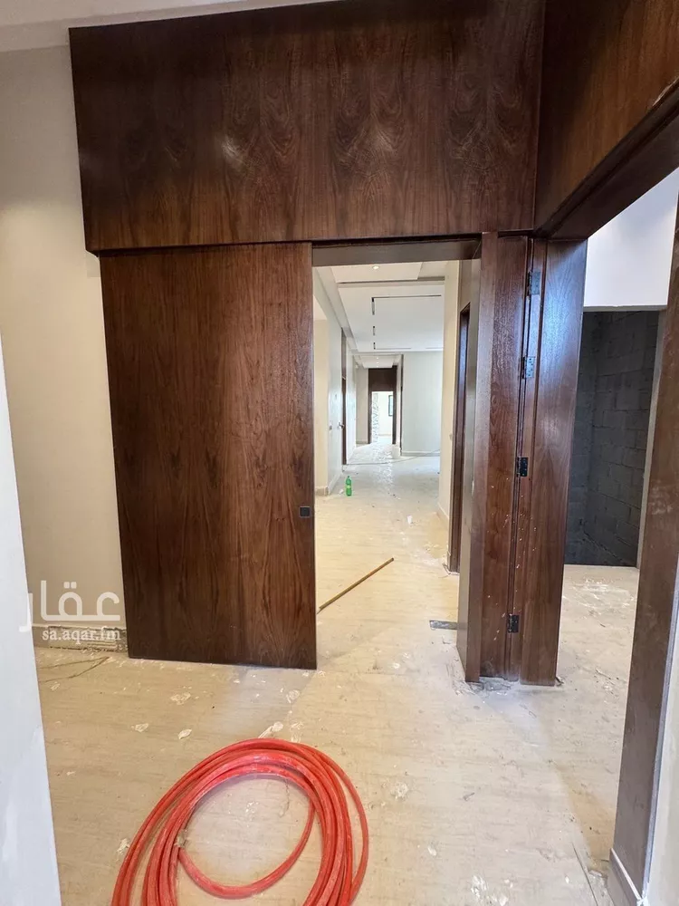 Floor for Sale in Riyadh Al Arid صورة 2