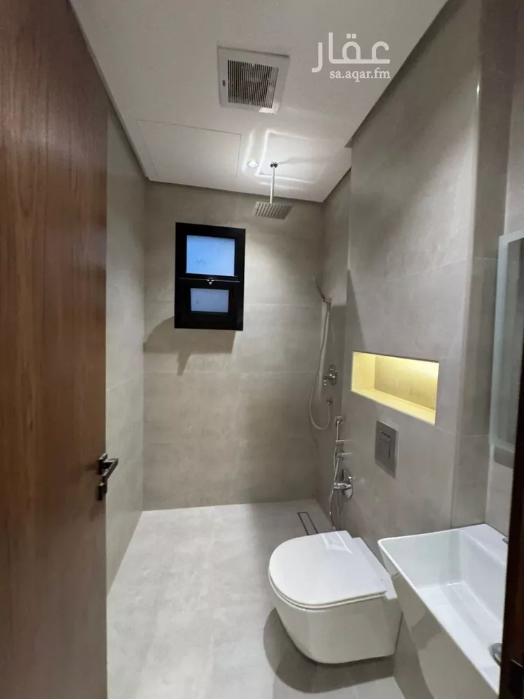 دور للبيع في شارع الحسن السكري, حي النرجس, مدينة الرياض, منطقة الرياض صورة 4