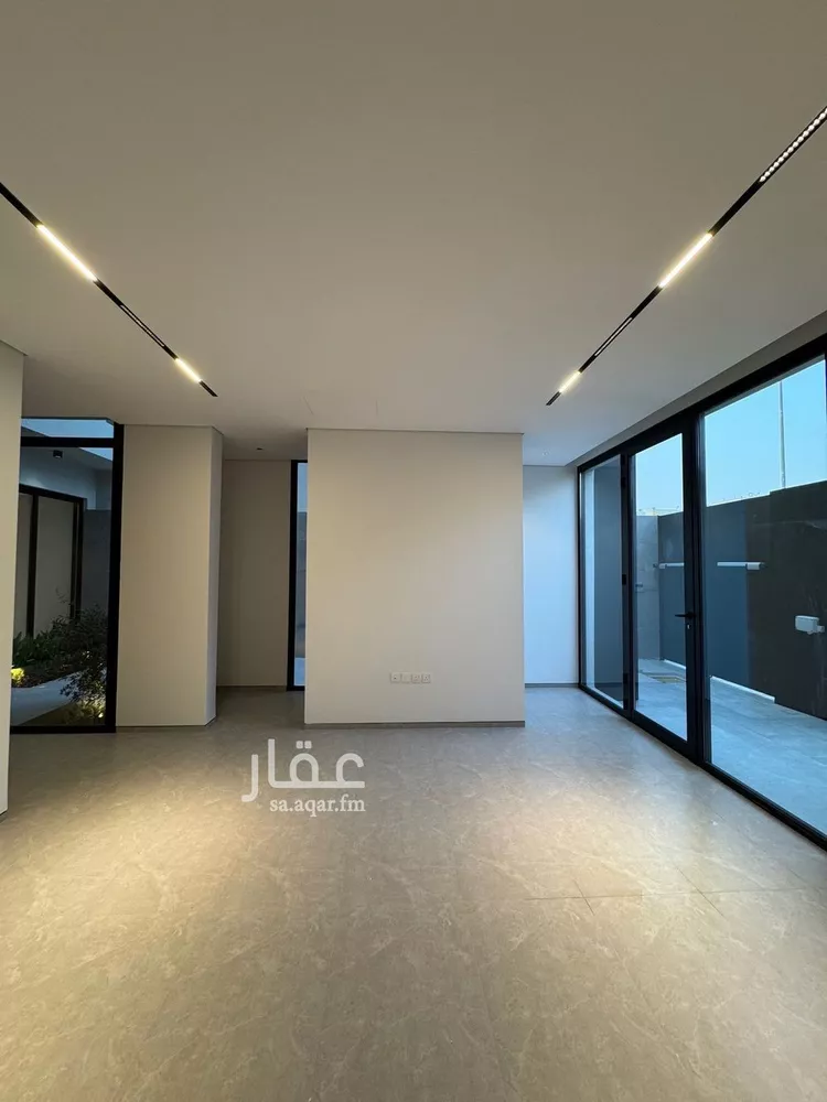 فيلا للبيع في شارع أبي الحسين الرضي, حي العارض, مدينة الرياض, منطقة الرياض صورة 3