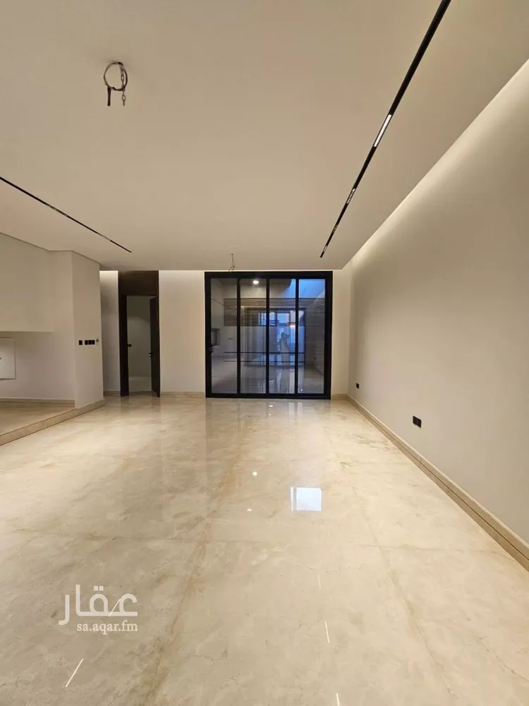 فيلا للبيع في شارع أبي الحسين الرضي, حي العارض, مدينة الرياض, منطقة الرياض صورة 2