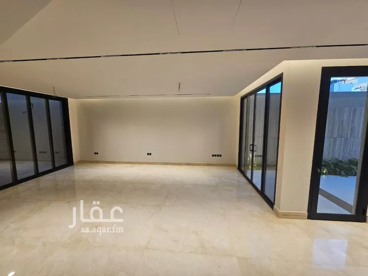 فيلا للبيع في شارع أبي الحسين الرضي, حي العارض, مدينة الرياض, منطقة الرياض صورة 5