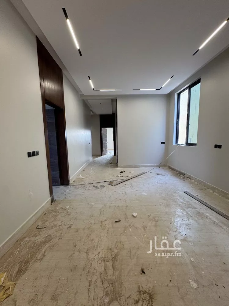 دور للبيع في شارع الأمير خالد بن بندر بن عبدالعزيز, حي العارض, مدينة الرياض, منطقة الرياض صورة 3