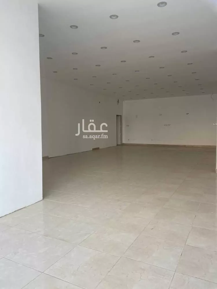 محل للإيجار في شارع المصيف 16, حي المصيف, مدينة خميس مشيط, منطقة عسير صورة 2