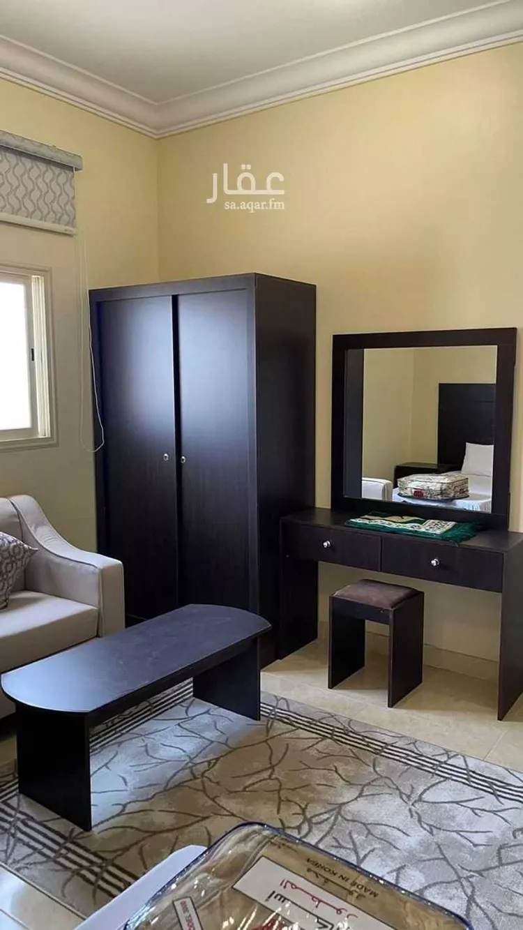 شقة للإيجار في شارع عبدالرحمن ابن يزيد اللخمي, حي المصيف, مدينة خميس مشيط, منطقة عسير صورة 2