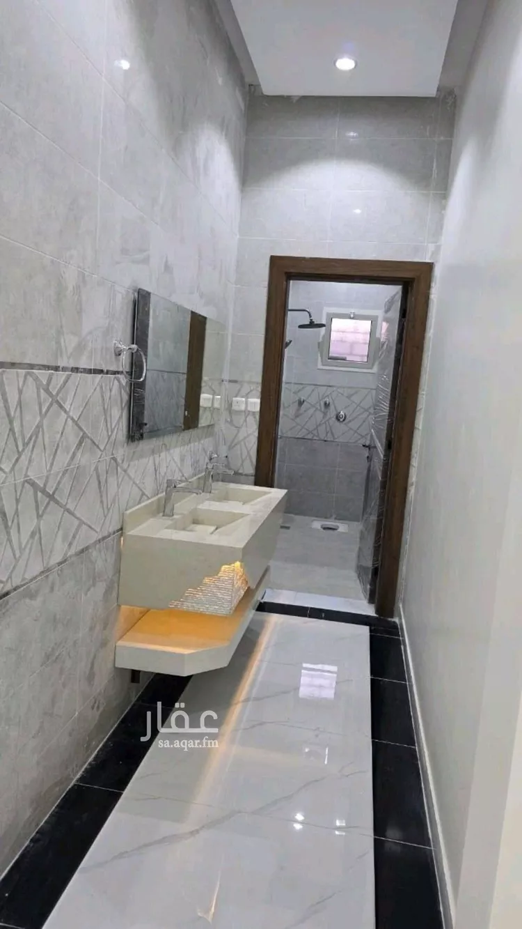 دور للبيع في شارع الحصين ابن الحارث القرشي, حي العزيزية, مدينة المدينة المنورة, منطقة المدينة المنورة صورة 3