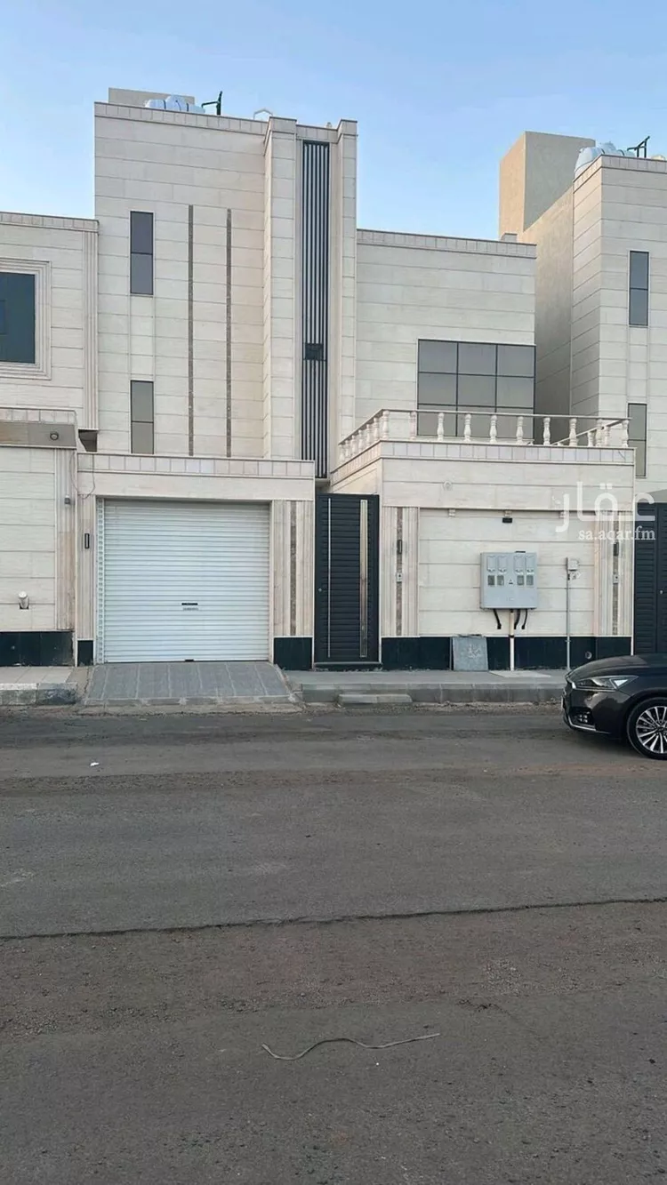 فيلا للبيع في شارع عبدالفاضل بن اسماعيل, حي طيبة, مدينة المدينه المنوره, منطقة المدينة المنورة