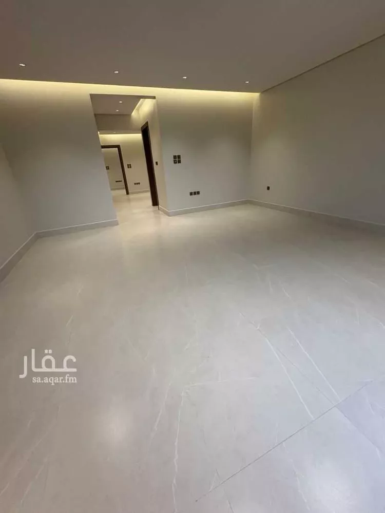 فيلا للبيع في شارع عامر بن أبي ربيعة, حي الروضة, مدينة الرياض, منطقة الرياض صورة 3