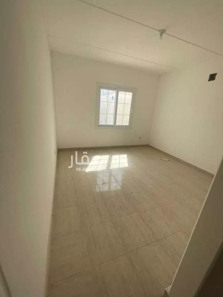 فيلا للإيجار في شارع أحمد البصري ، حي مطار الملك خالد الدولي ، الرياض ، منطقة الرياض صورة 4