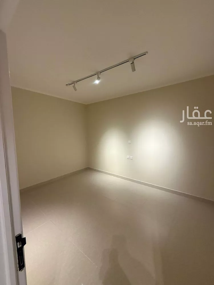 شقة للإيجار في شارع عمرو بن كلثوم, حي عرقة, مدينة الرياض, منطقة الرياض صورة 5