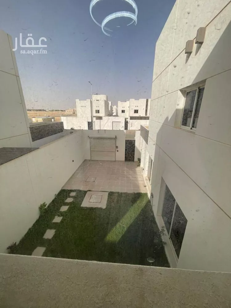 فيلا للإيجار في شارع خالد بن حزام بن خويلد, حي الفاروق, مدينة الرياض, منطقة الرياض صورة 3