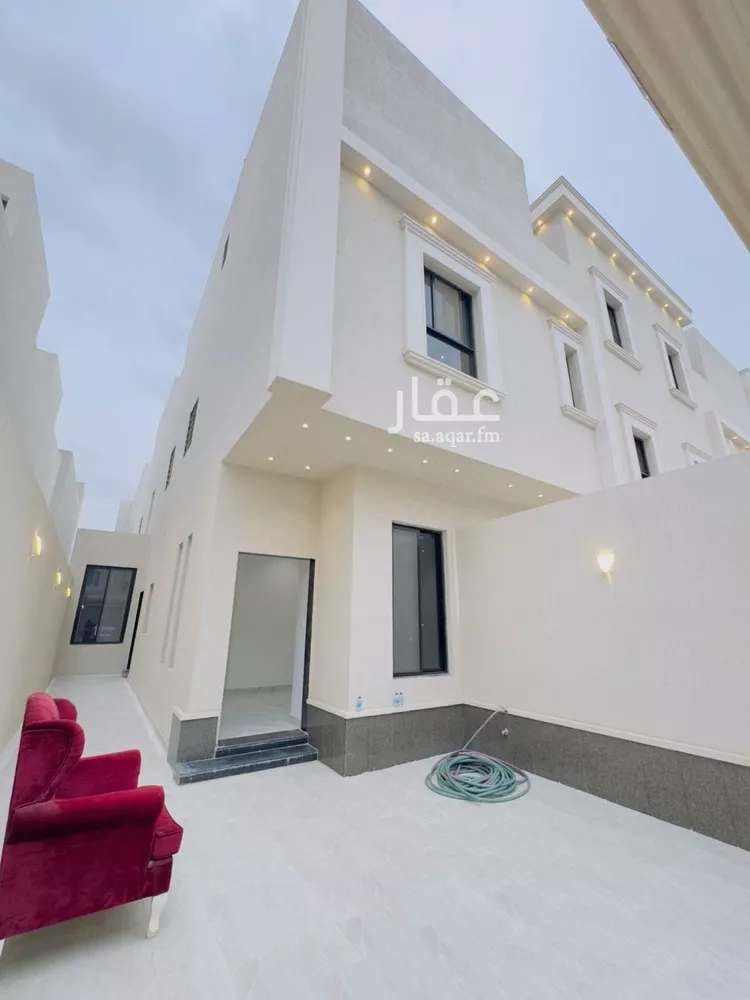 دور للبيع في شارع وادي حبان, حي القادسية, مدينة الرياض, منطقة الرياض صورة 2