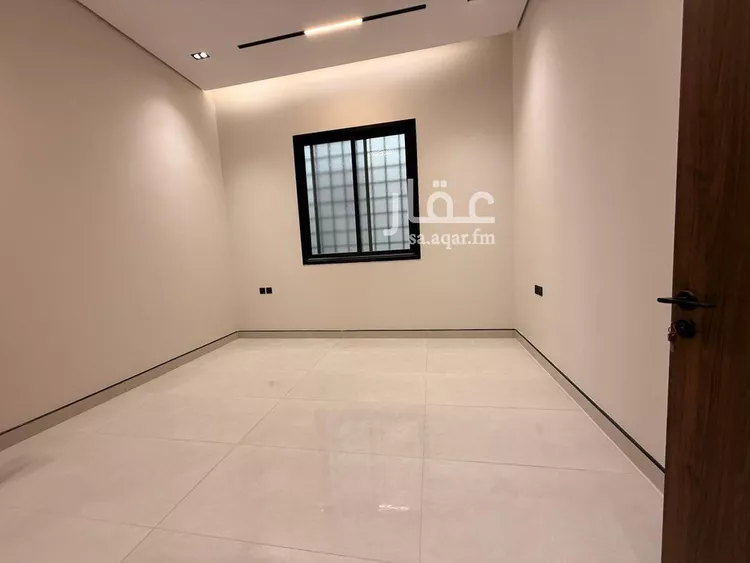 فيلا للبيع في شارع معقل بن عامر, حي الرمال, مدينة الرياض, منطقة الرياض صورة 4