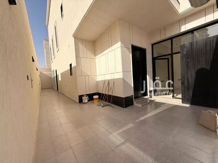 فيلا للبيع في شارع علي بن الأثير, حي الرمال, مدينة الرياض, منطقة الرياض صورة 2