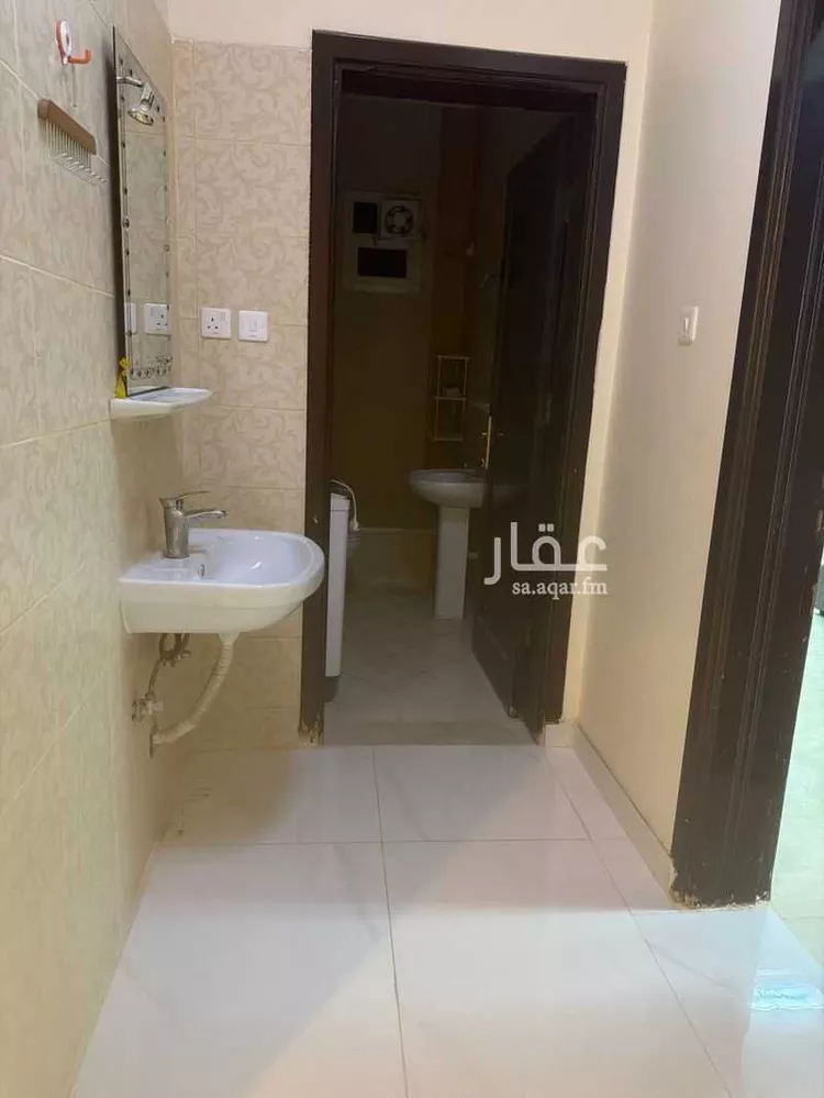 شقة للإيجار في شارع 3173811, حي المصيف, مدينة تبوك, منطقة تبوك 8
