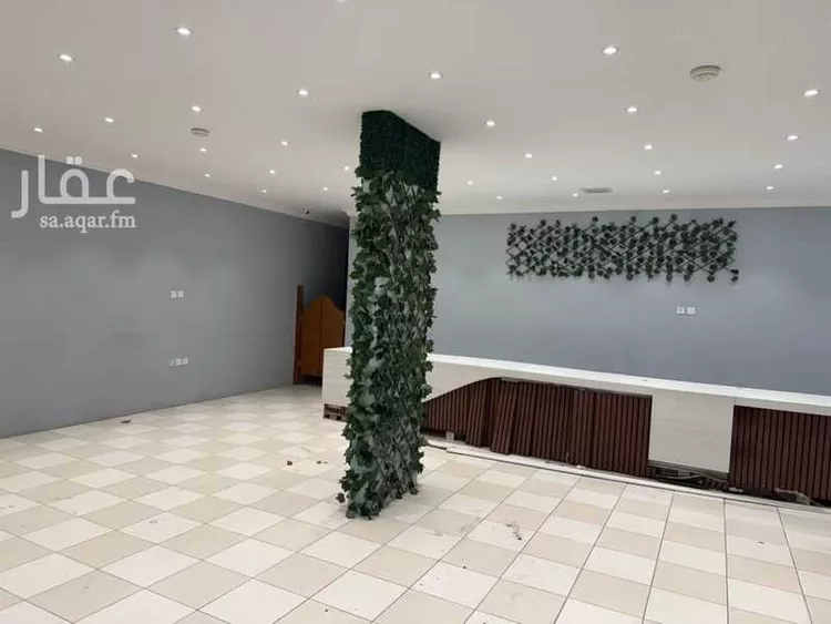 محل للإيجار في شارع الشيخ حسن بن حسين بن علي, حي الخليج, مدينة الرياض, منطقة الرياض صورة 2