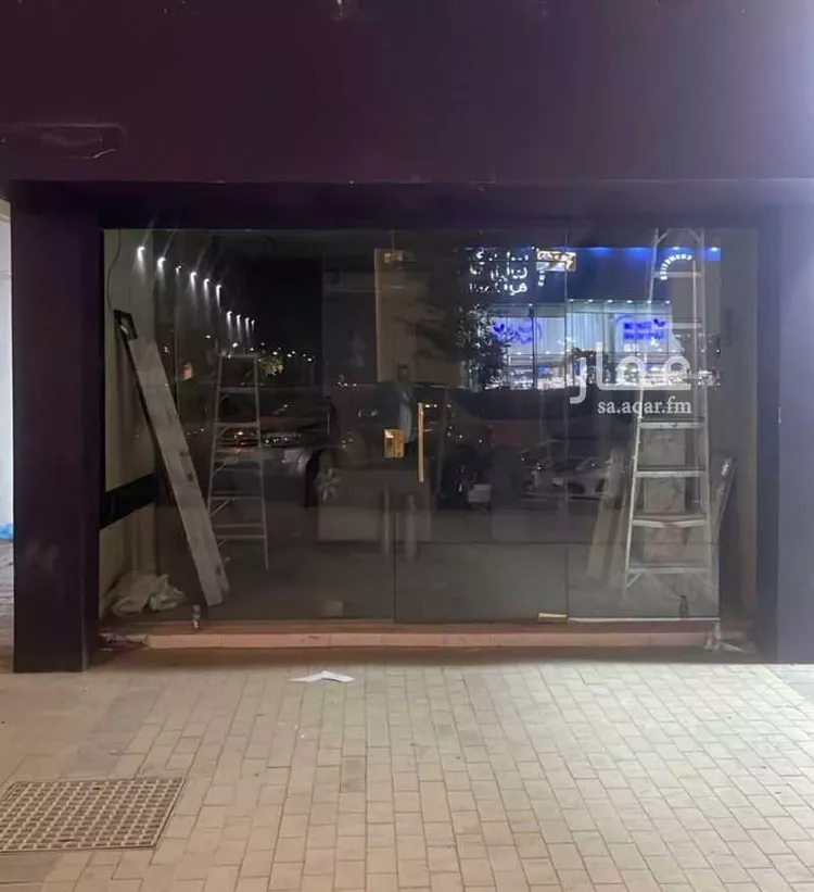 محل للإيجار في شارع الشيخ حسن بن حسين بن علي, حي الخليج, مدينة الرياض, منطقة الرياض