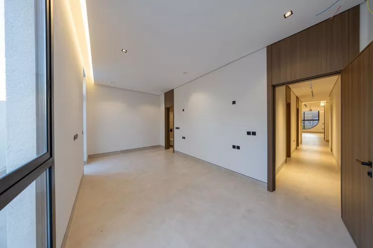 Floor for Sale in Riyadh Al Ezdihar 16