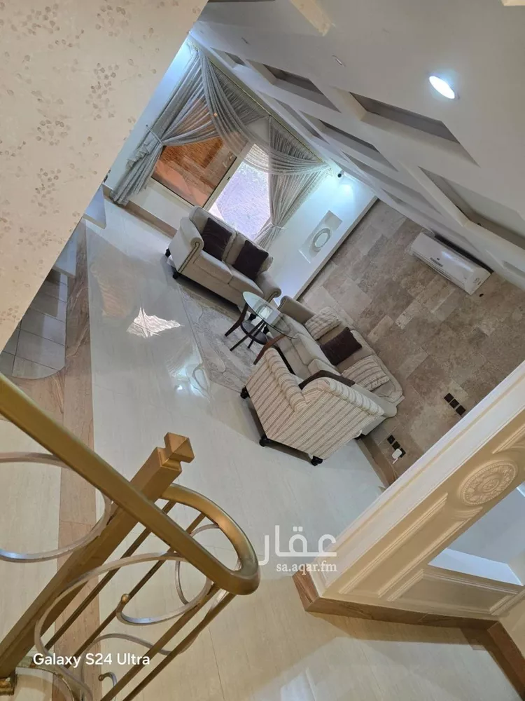 فيلا للبيع في شارع القرينات, حي الياسمين, مدينة الرياض, منطقة الرياض صورة 3