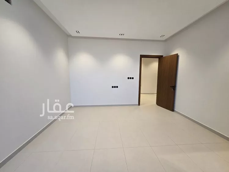 دور للبيع في شارع رقم 466, حي المونسية, مدينة الرياض, منطقة الرياض صورة 3