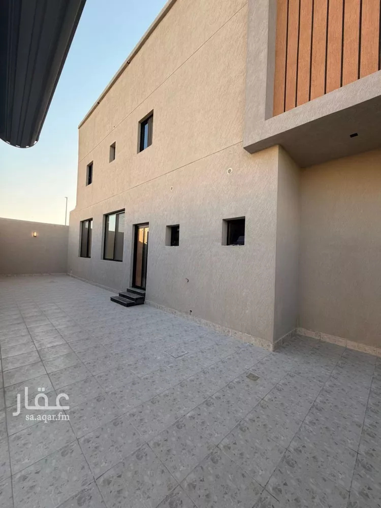 فيلا للبيع في شارع كلثوم بن الحصين, حي الشراع, مدينة الخبر, المنطقة الشرقية صورة 2