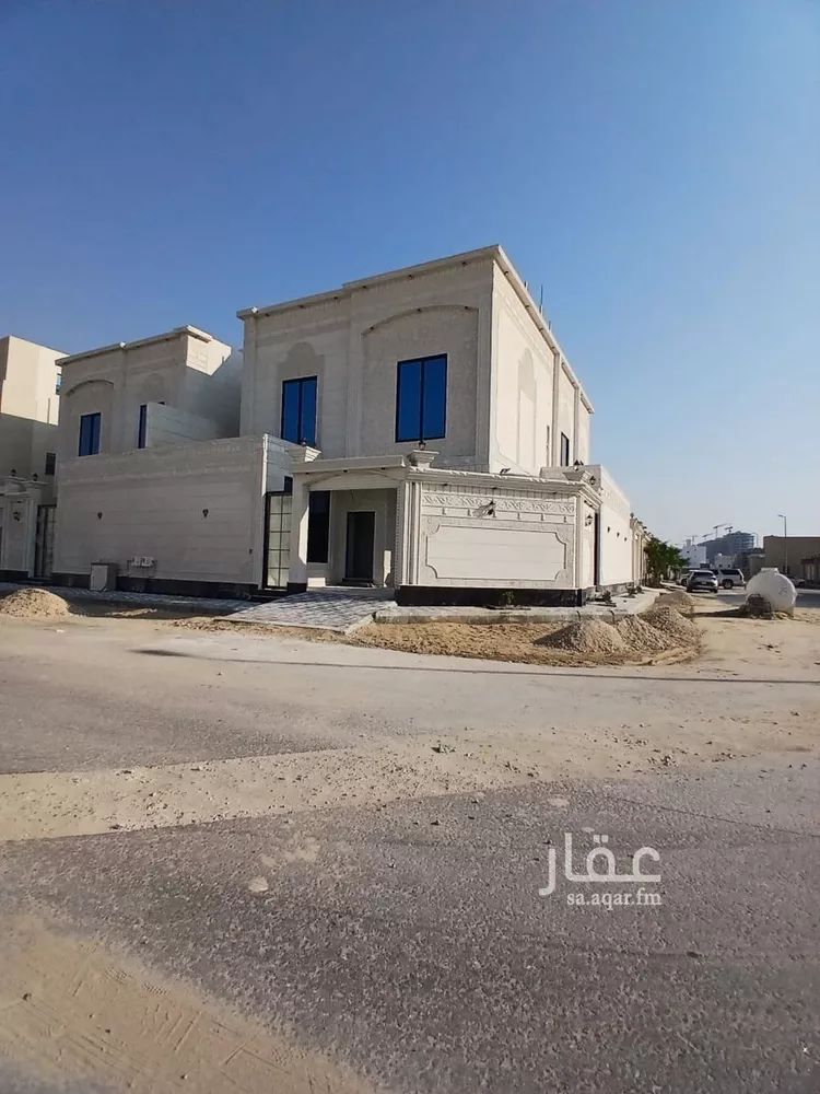 فيلا للبيع في شارع الضيعه, حي ضاحية الملك فهد, مدينة الدمام, المنطقة الشرقية صورة 3