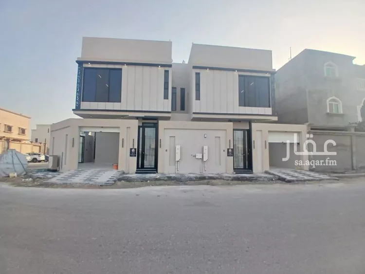 فيلا للبيع في شارع العطايف, حي الصواري, مدينة الخبر, المنطقة الشرقية صورة 2