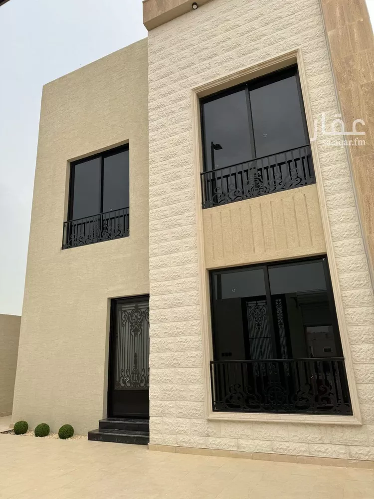 فيلا للبيع في شارع المربع, حي الشعلة, مدينة الدمام, المنطقة الشرقية صورة 2