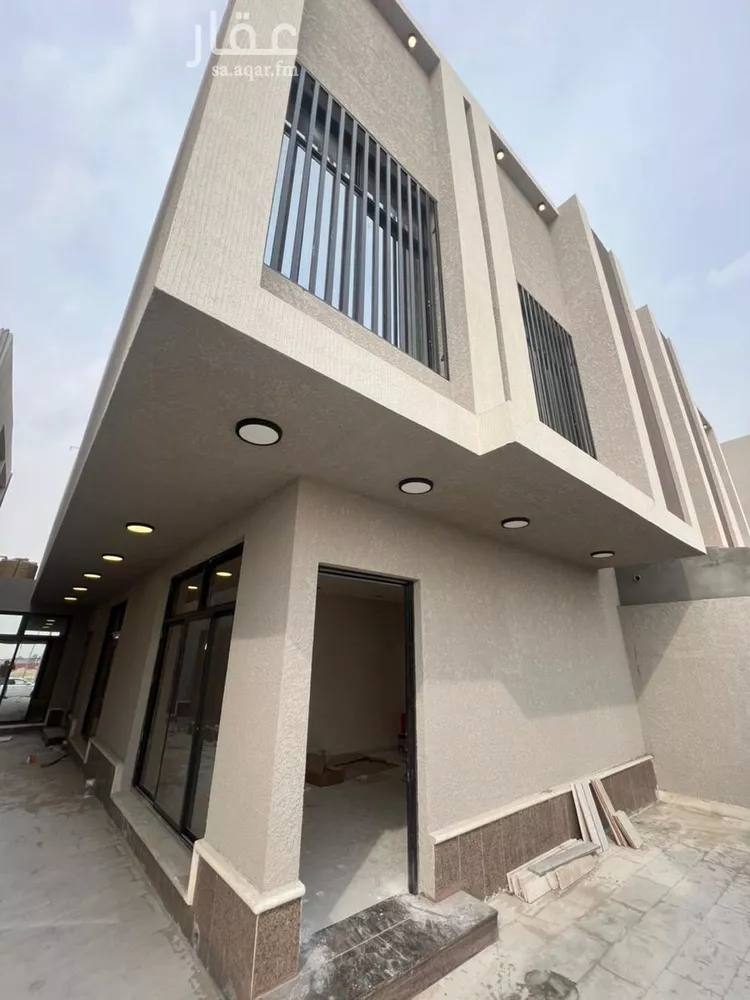 فيلا للبيع في شارع التيسيير, حي الشعلة, مدينة الدمام, المنطقة الشرقية صورة 2