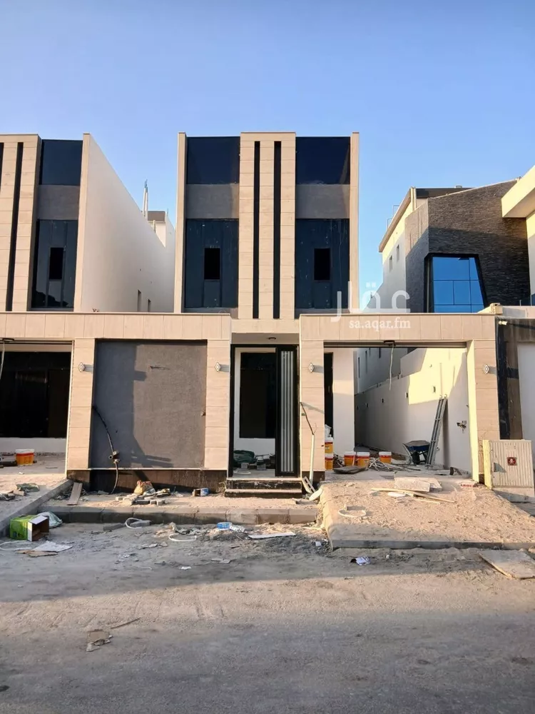 فيلا للبيع في شارع المهند, حي الأمواج, مدينة الخبر, المنطقة الشرقية