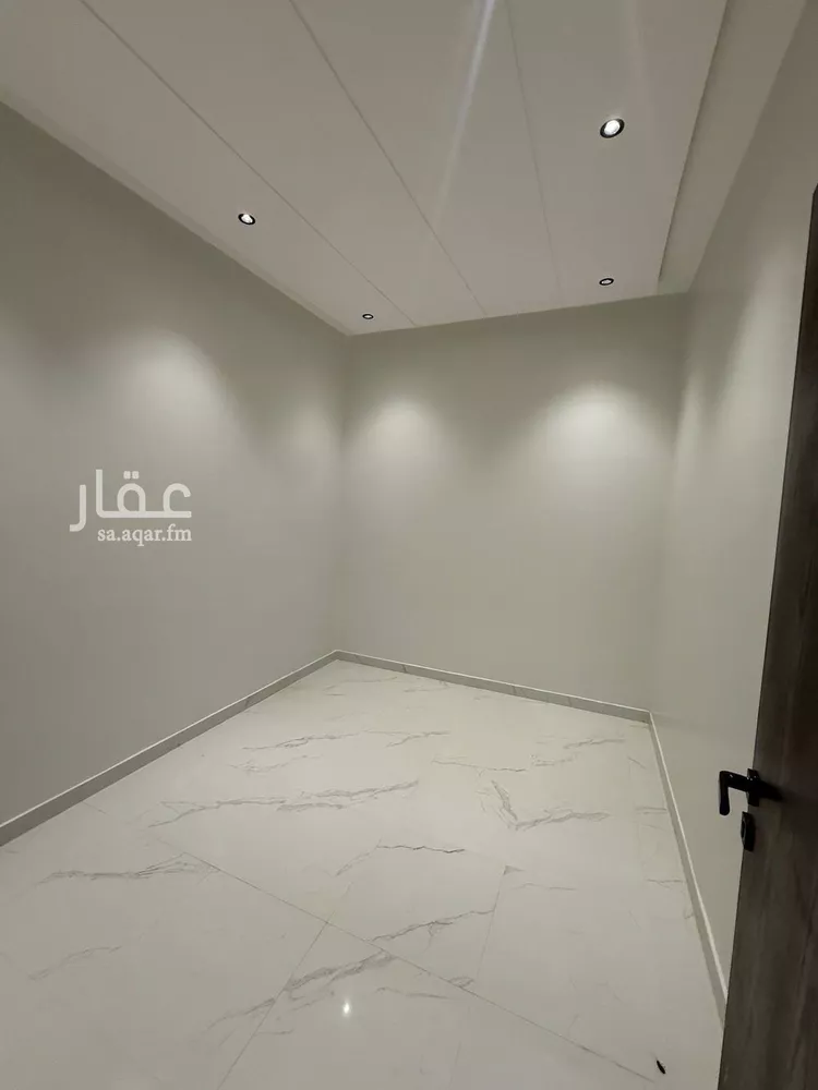 Floor for Rent in Riyadh Tuwaiq 7